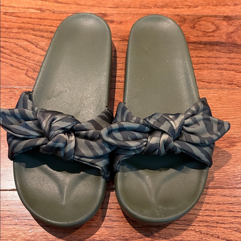 PINK Victoria's Secret Olive Green Slide Sandals - Picture 2 of 5
